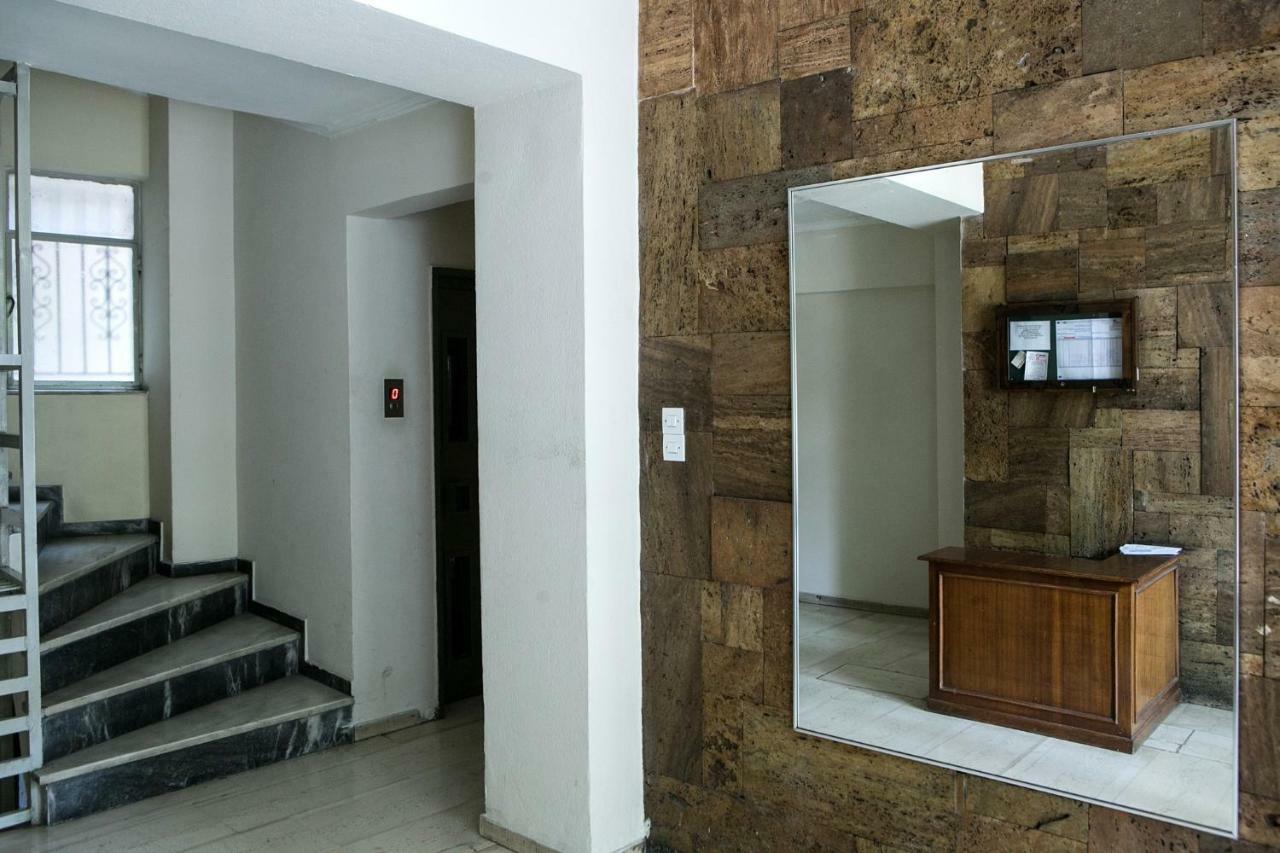 Best House, Larisis Metro, Athena Bagian luar foto