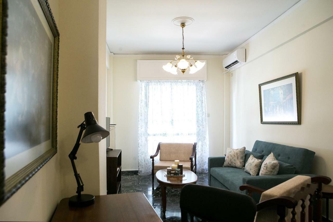 Best House, Larisis Metro, Athena Bagian luar foto