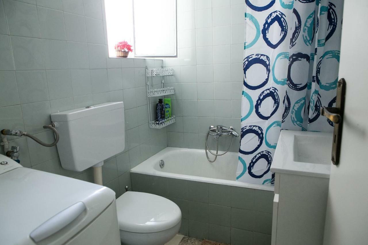 Best House, Larisis Metro, Athena Bagian luar foto