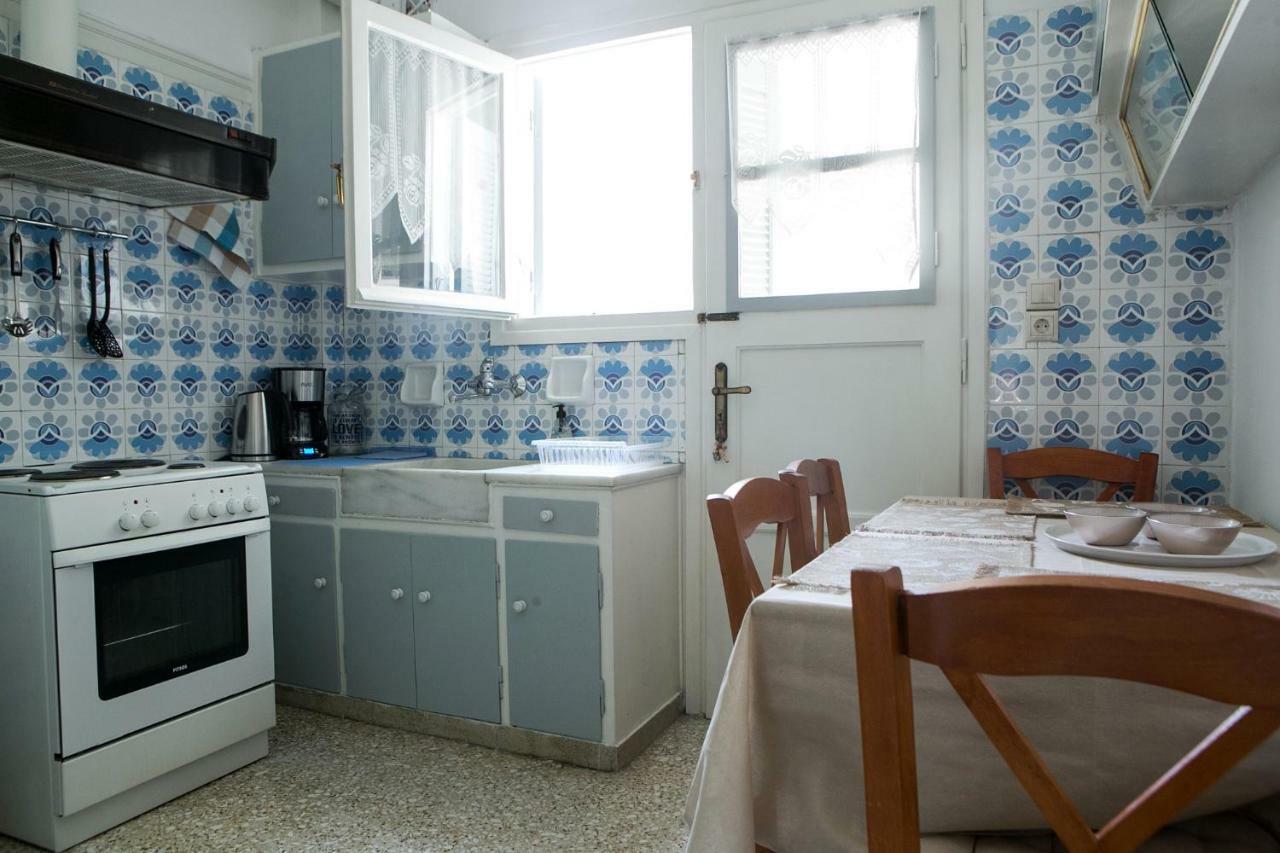 Best House, Larisis Metro, Athena Bagian luar foto